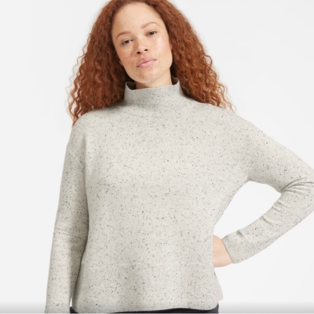 Everlane square turtleneck cashmere sweater